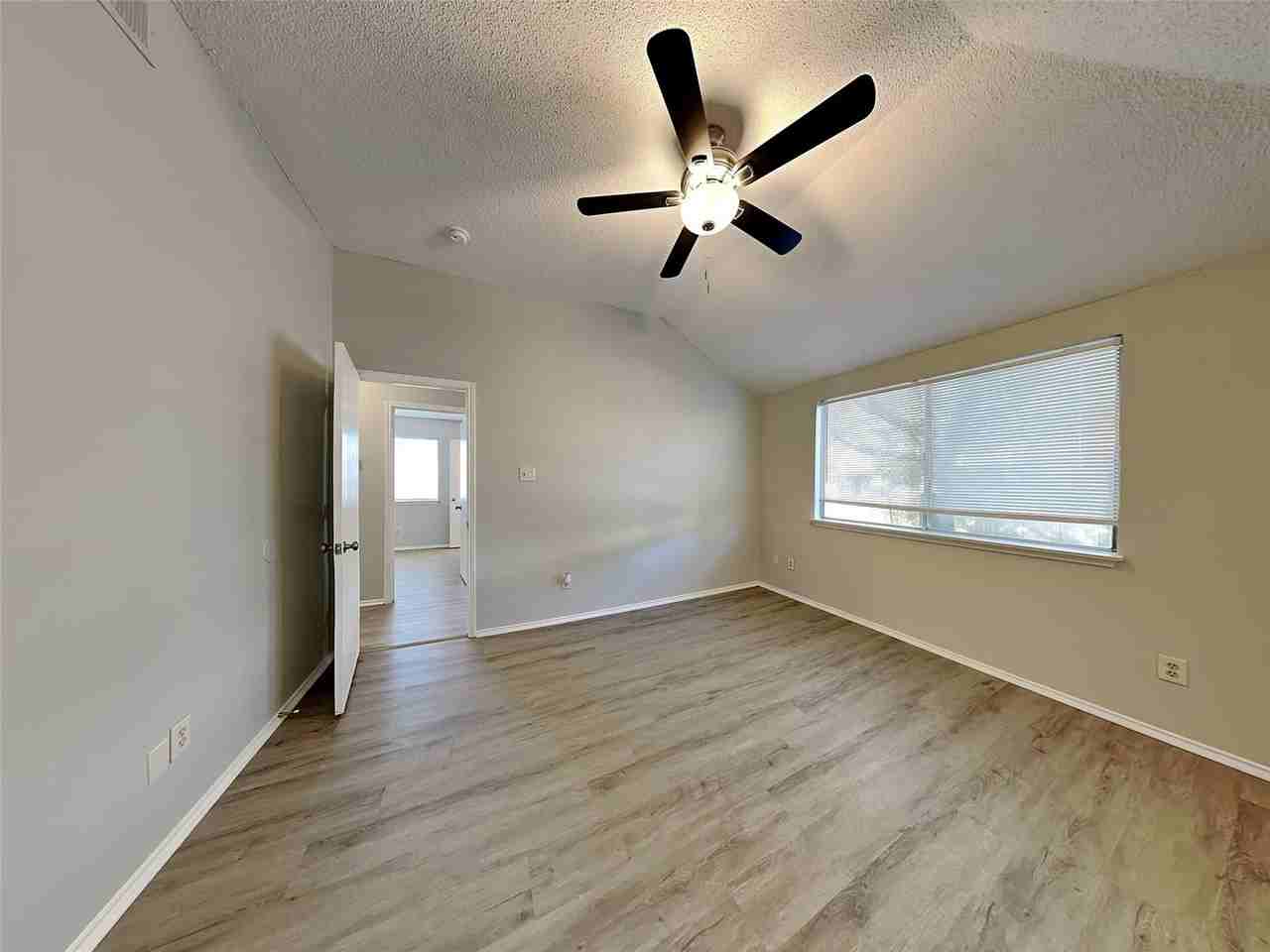 6701 Windwillow Dr - Photo 6 of 19