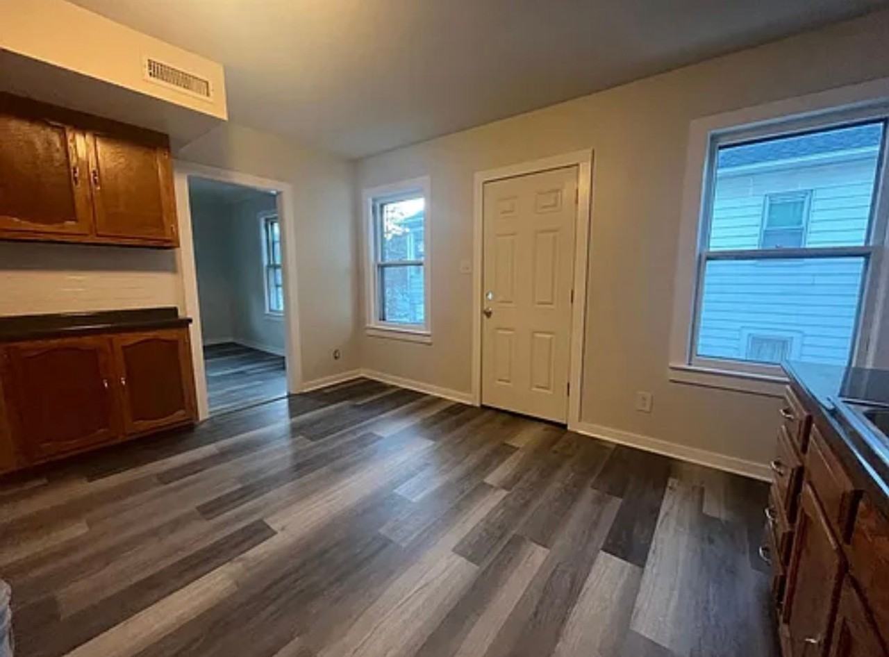 24 Christine St - Photo 3 of 10