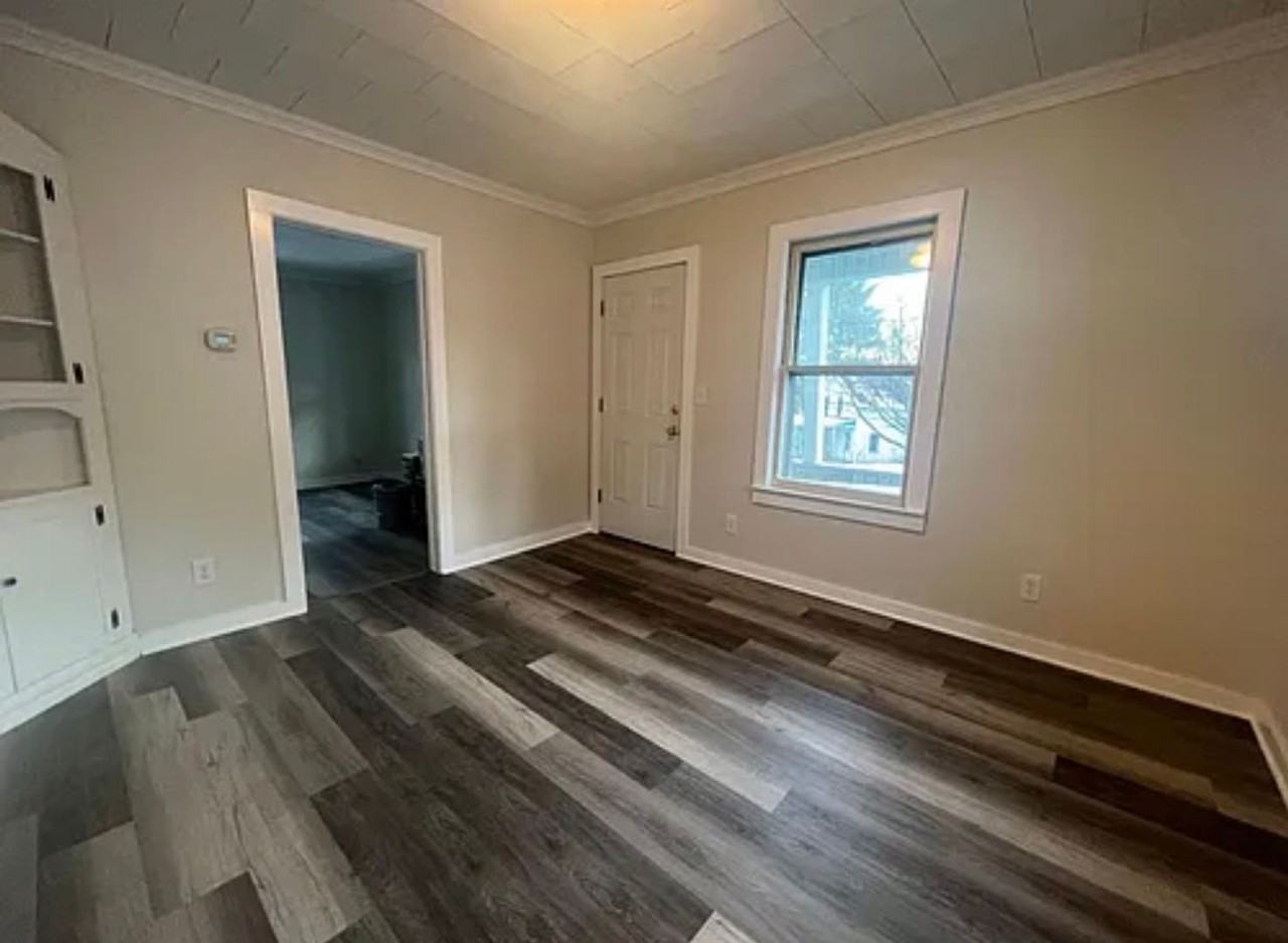 24 Christine St - Photo 4 of 10