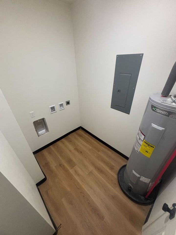 231 Walnut Hill Ln - Photo 3 of 8