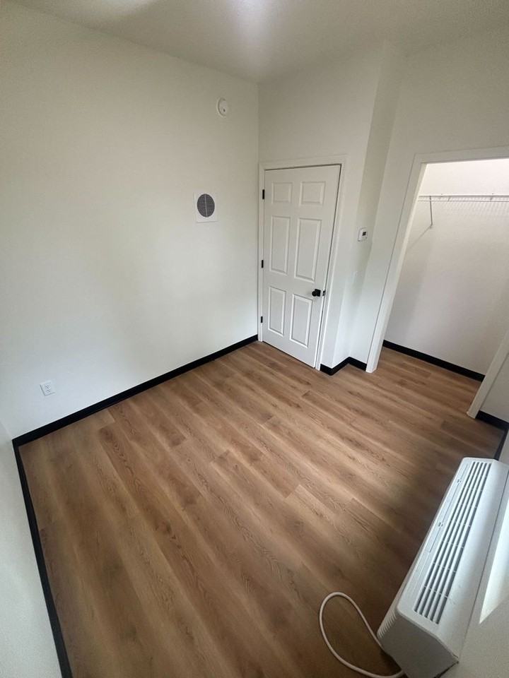 231 Walnut Hill Ln - Photo 7 of 8