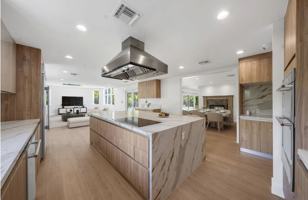 featured image of 5120 Carillo St