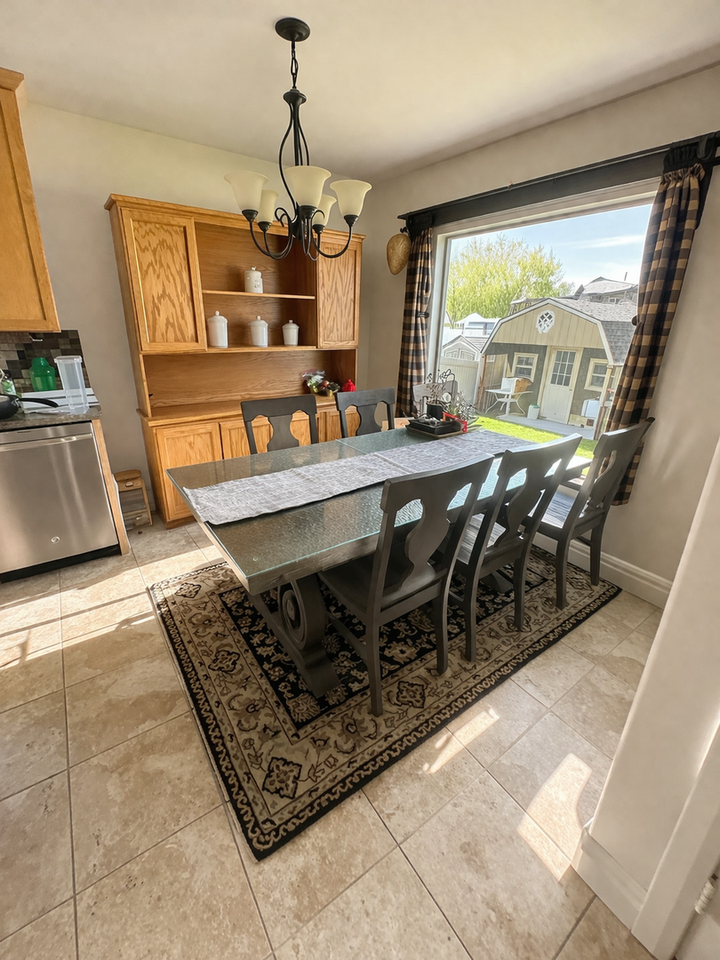 922 W 600 S - Photo 4 of 13