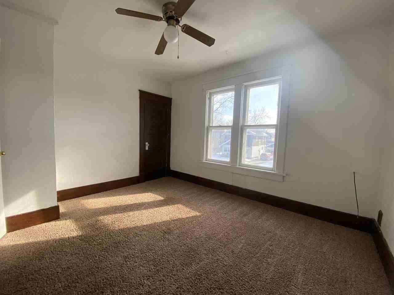 1422 5th Ave N - Photo 5 of 7