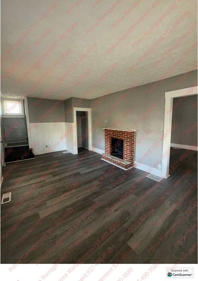 2306 Alice St - Photo 2 of 13