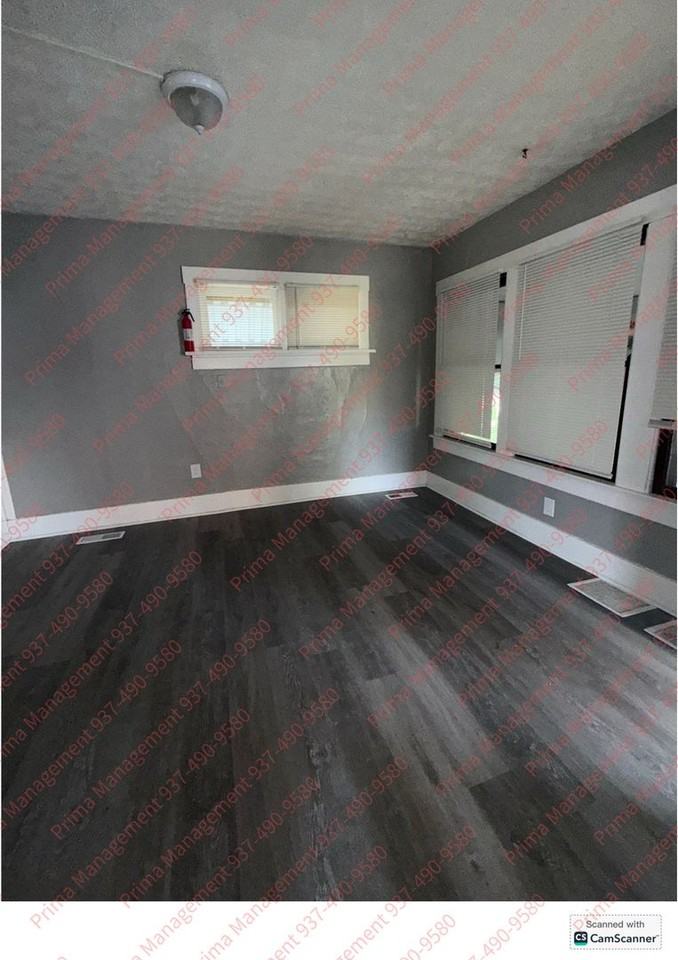 2306 Alice St - Photo 4 of 13