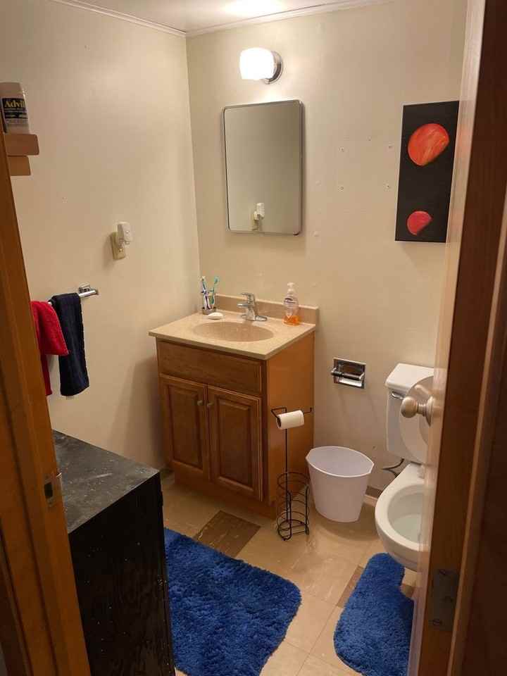 910 4th St - Photo 3 of 11