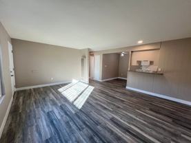 queens17371 - Photo 1 of 1