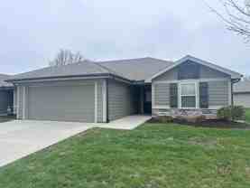 529 Se Maple Dr - Photo 1 of 1