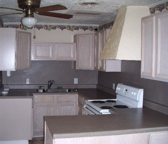 621 Lassetter Rd - Photo 4 of 6