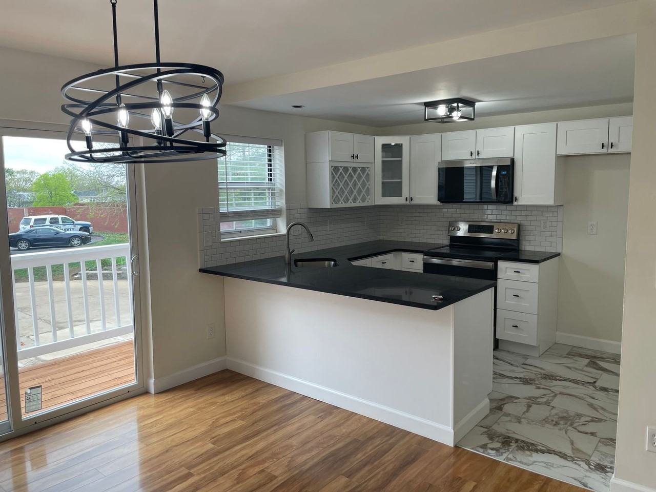 3125 Park Hampton Ct - Photo 4 of 44