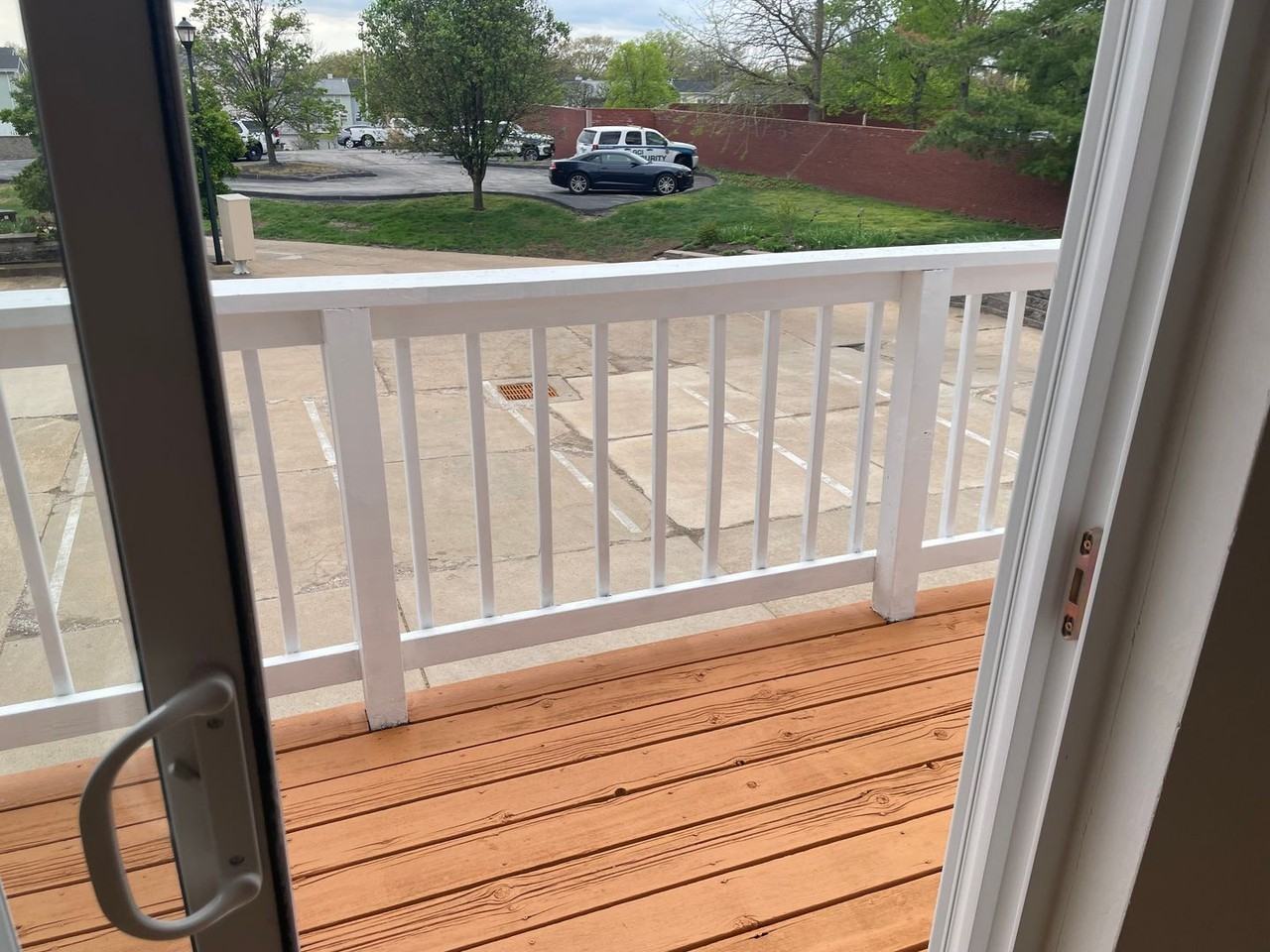 3125 Park Hampton Ct - Photo 2 of 38