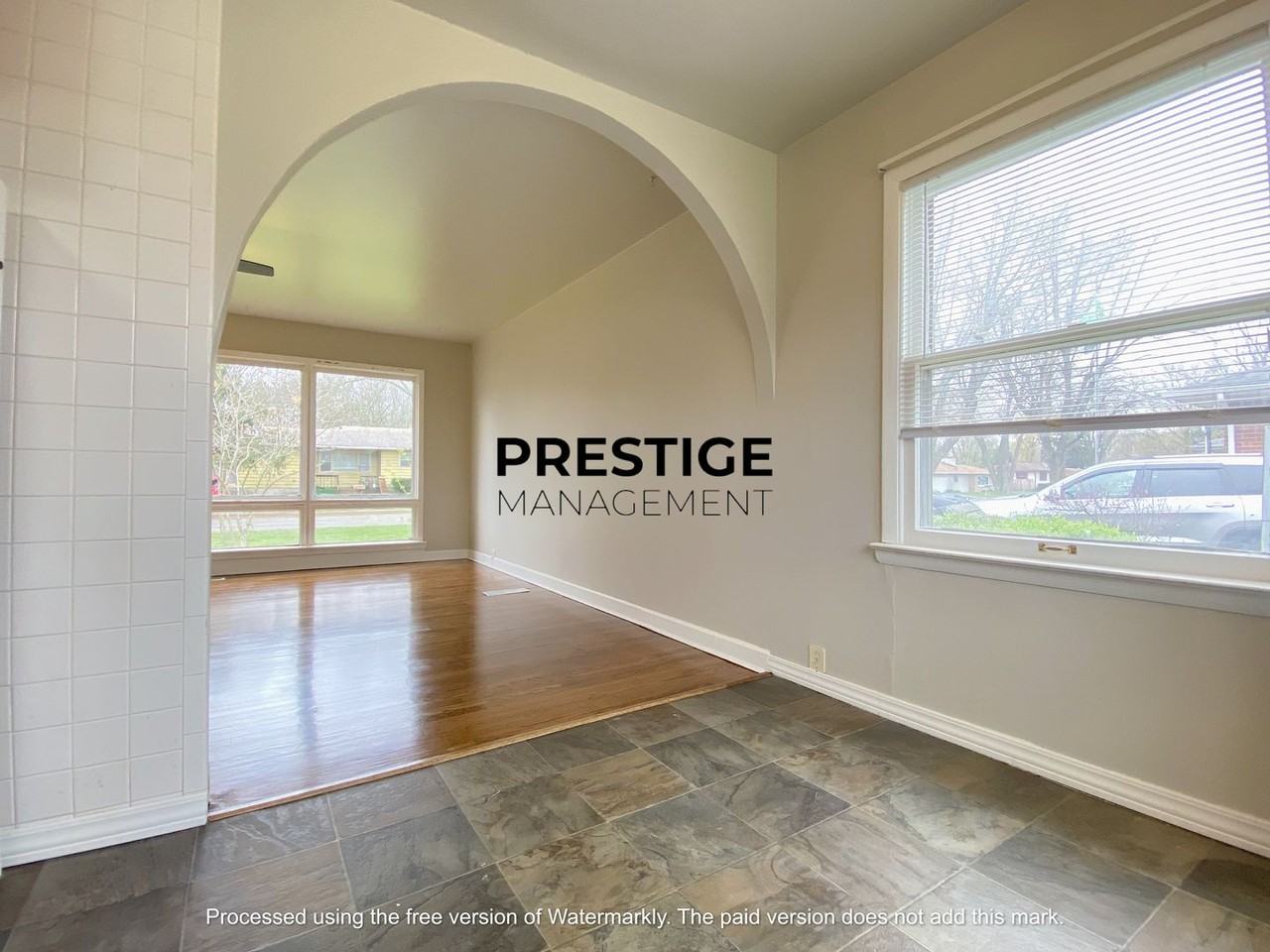 2705 Poplar St - Photo 6 of 19