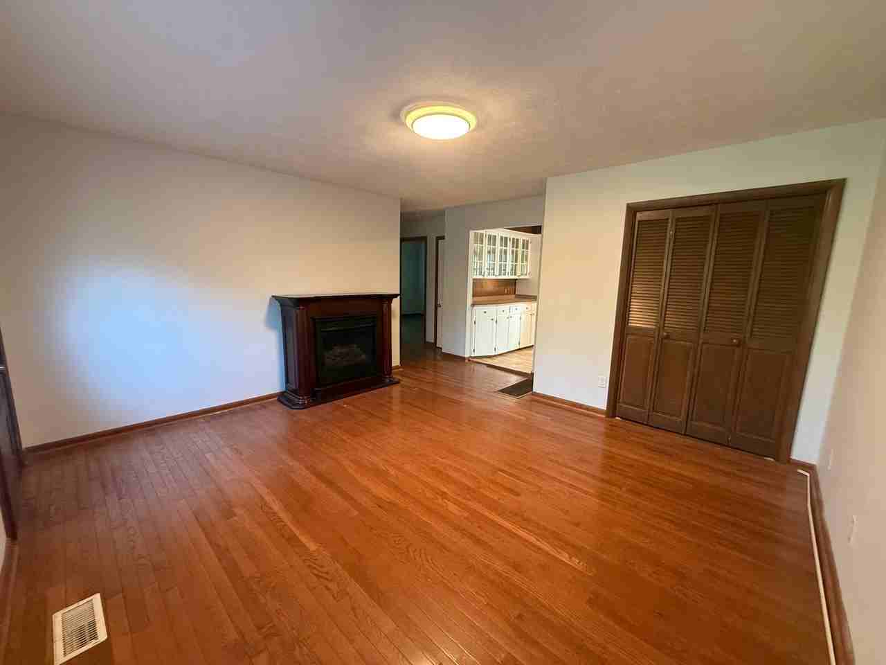 2930 Mcneil Rd - Photo 3 of 21