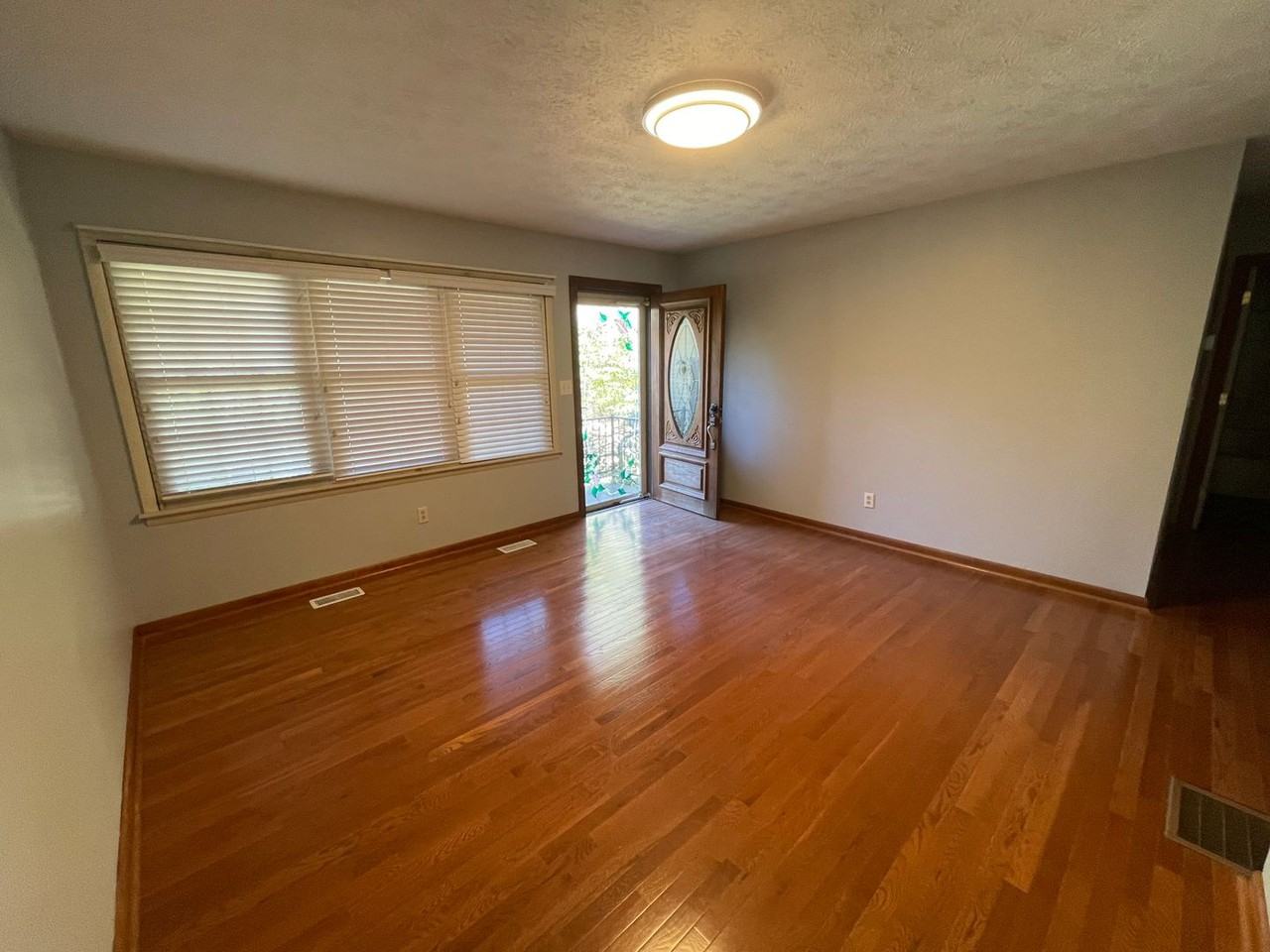 2930 Mcneil Rd - Photo 5 of 21