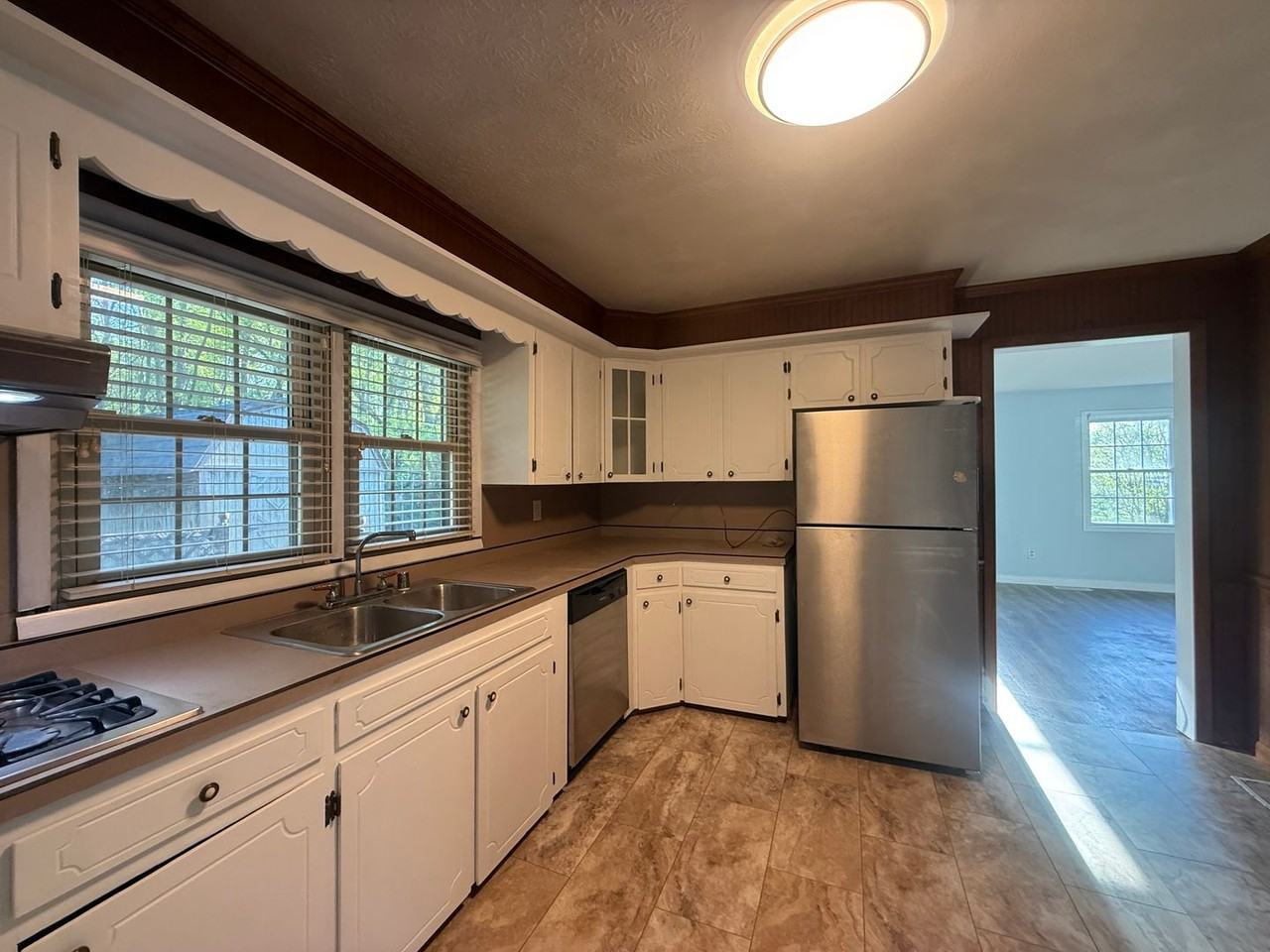 2930 Mcneil Rd - Photo 7 of 21