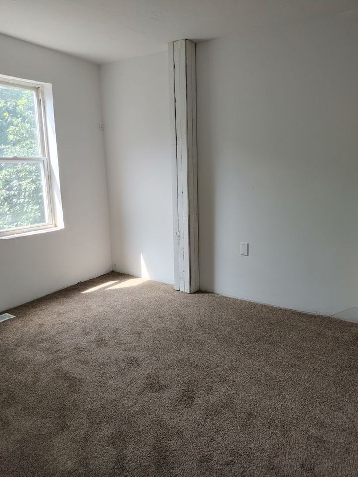 34 N Franklin St - Photo 2 of 12