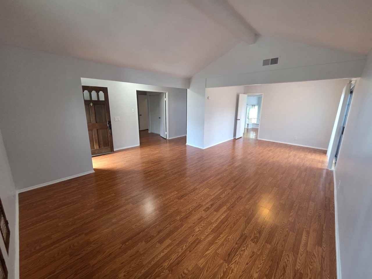 1405 Paseo Manzana - Photo 4 of 27