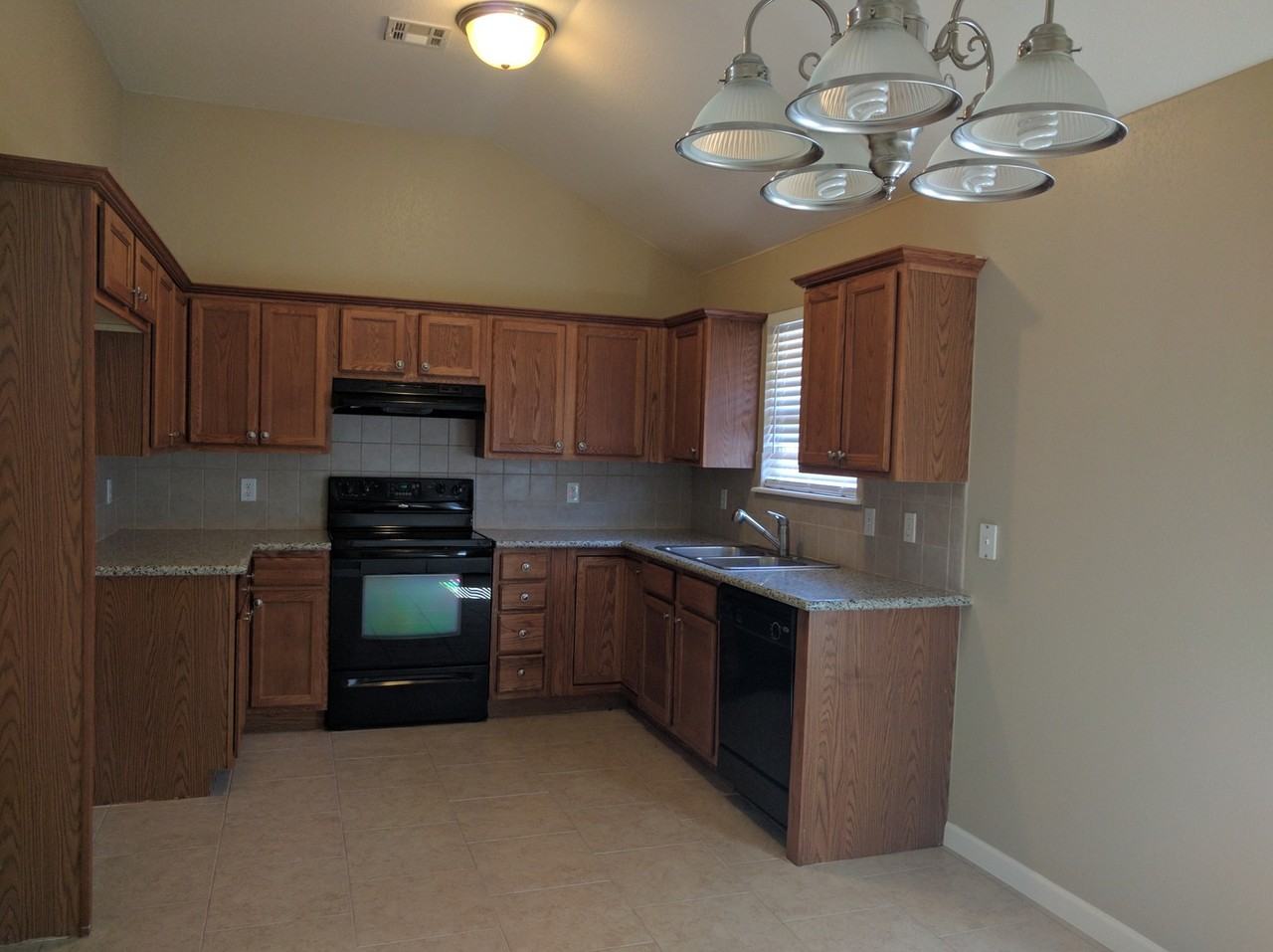 416 Cherokee Gate Dr - Photo 5 of 13