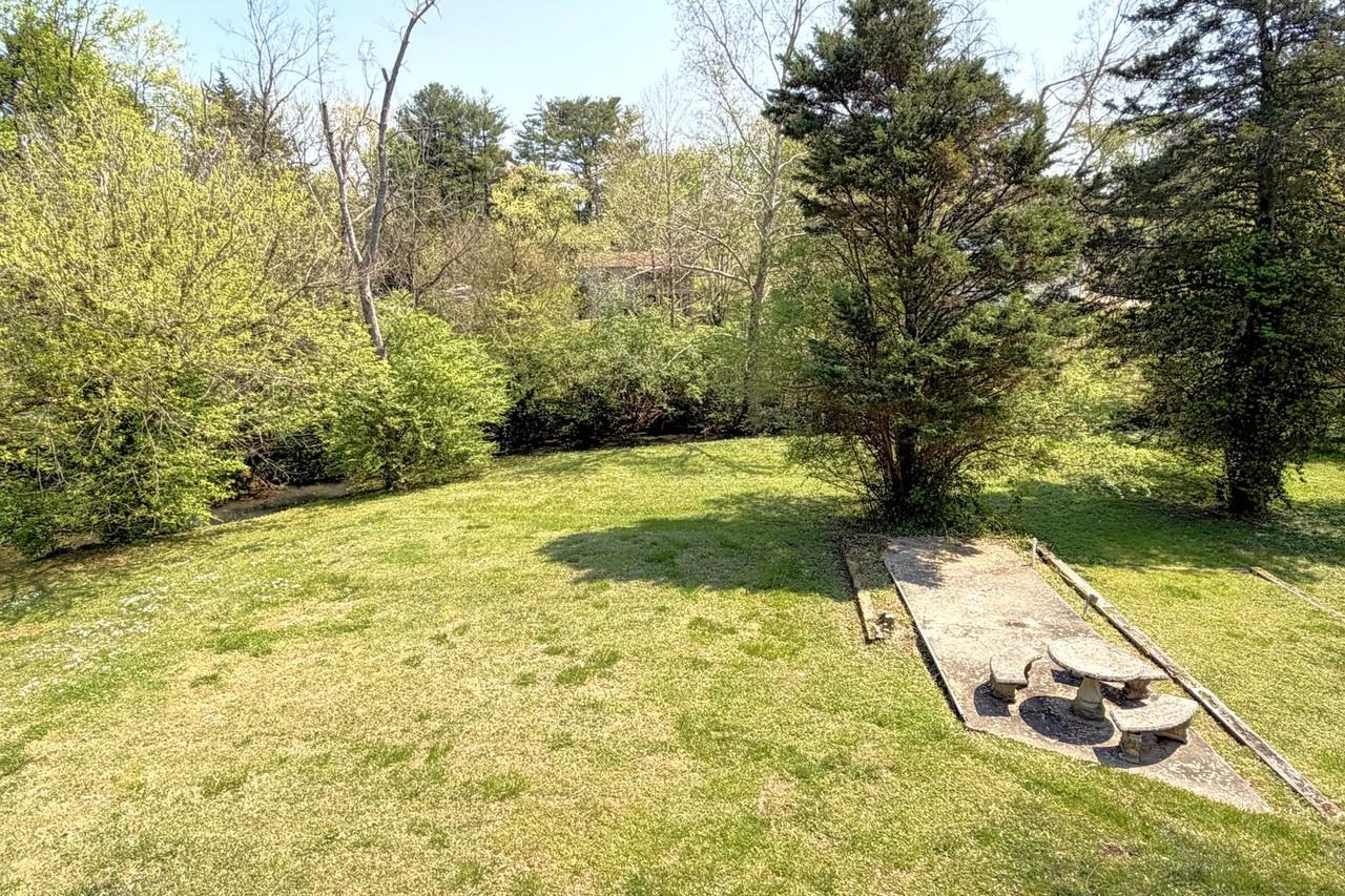 3900 Deerfield Rd - Photo 7 of 25