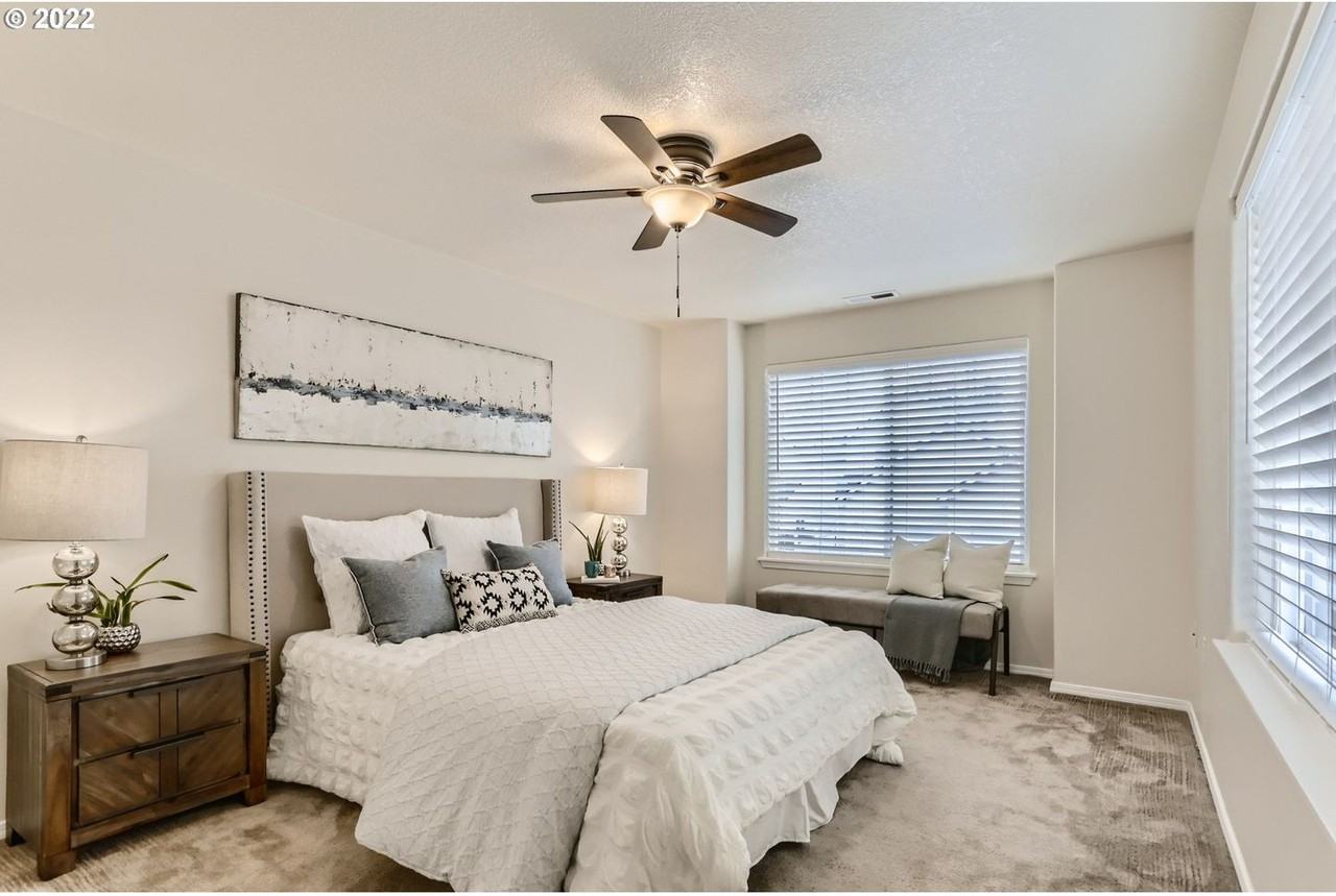 5344 Se 137th Ave - Photo 3 of 13