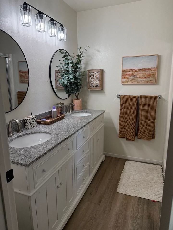 998 Palmer Ave - Photo 5 of 13