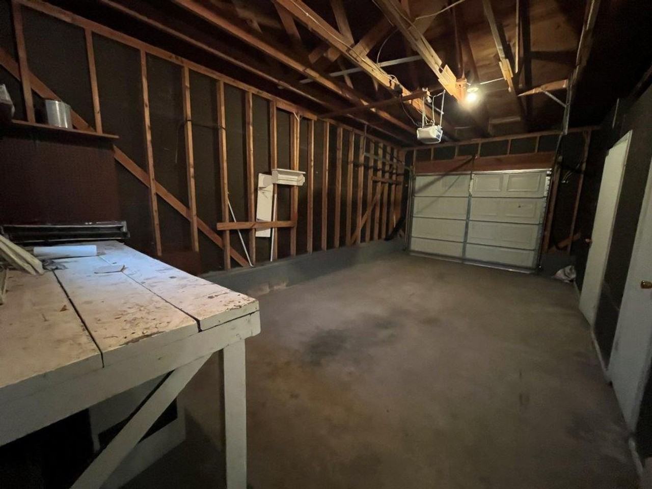 621 Bel Aire Dr - Photo 3 of 11