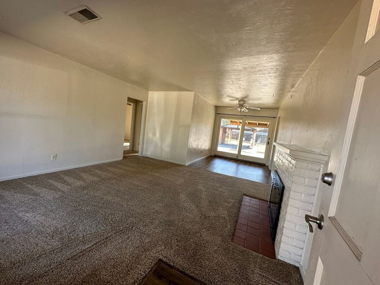 1750 Lois Way - Photo 4 of 18