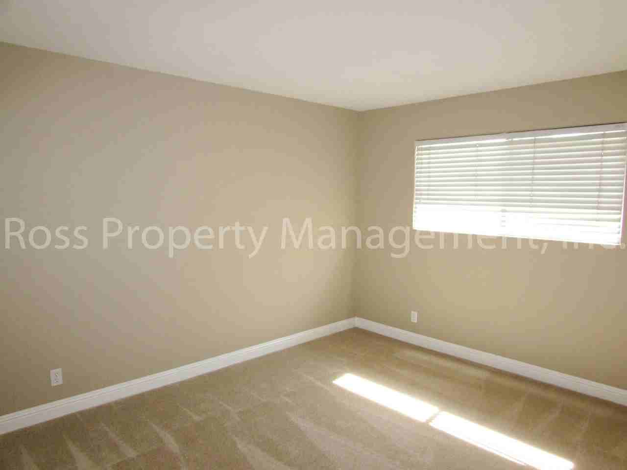 4765 Saginaw Cir - Photo 7 of 9