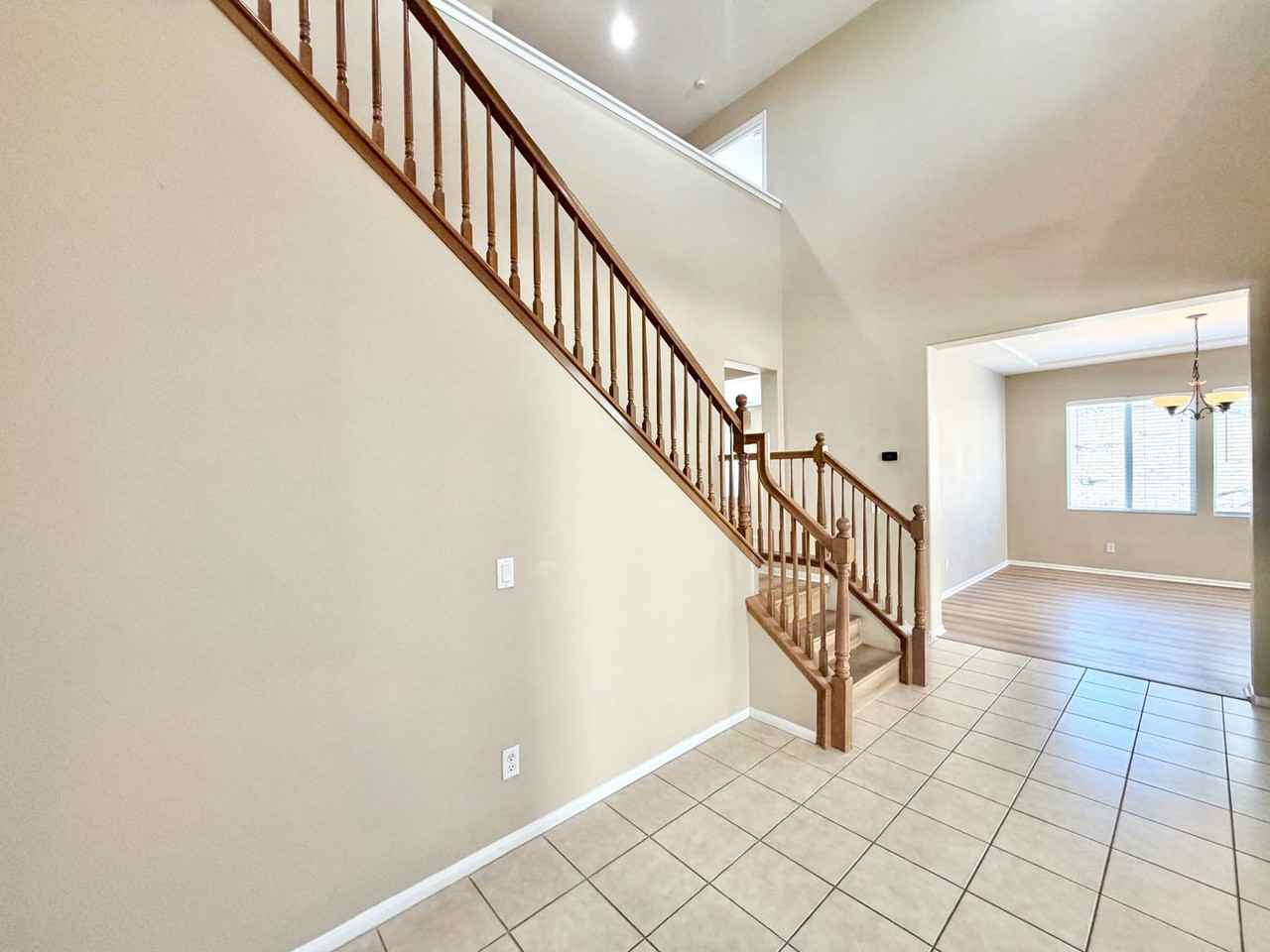 29751 Maxmillian Ave - Photo 6 of 50