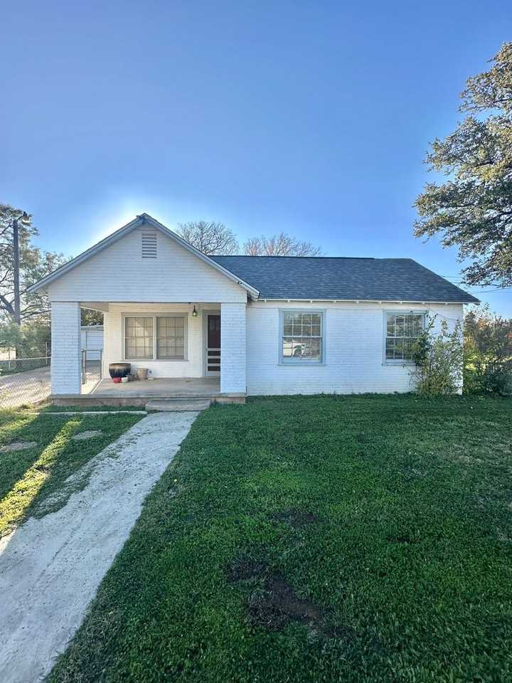 3207 Grape Creek Rd - Photo 2 of 31