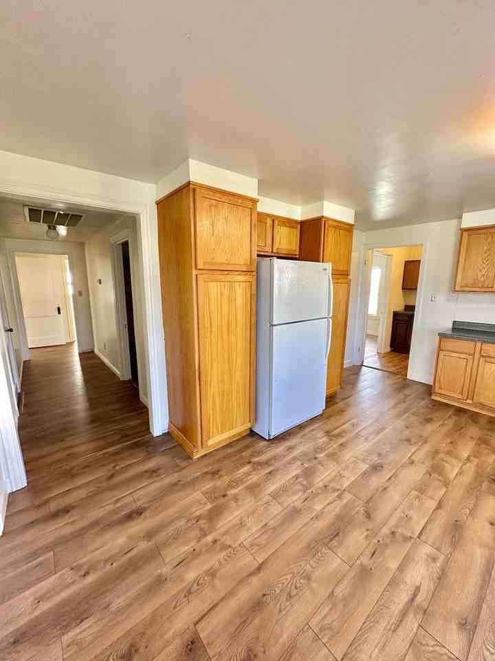 3207 Grape Creek Rd - Photo 7 of 31