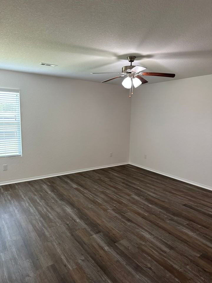 25 Foster Louis Ln - Photo 7 of 18
