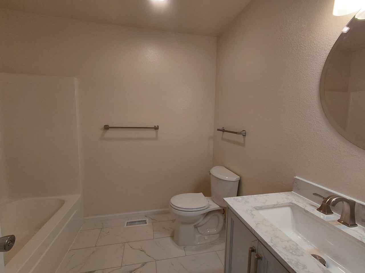 16770A Huntington - Photo 3 of 18