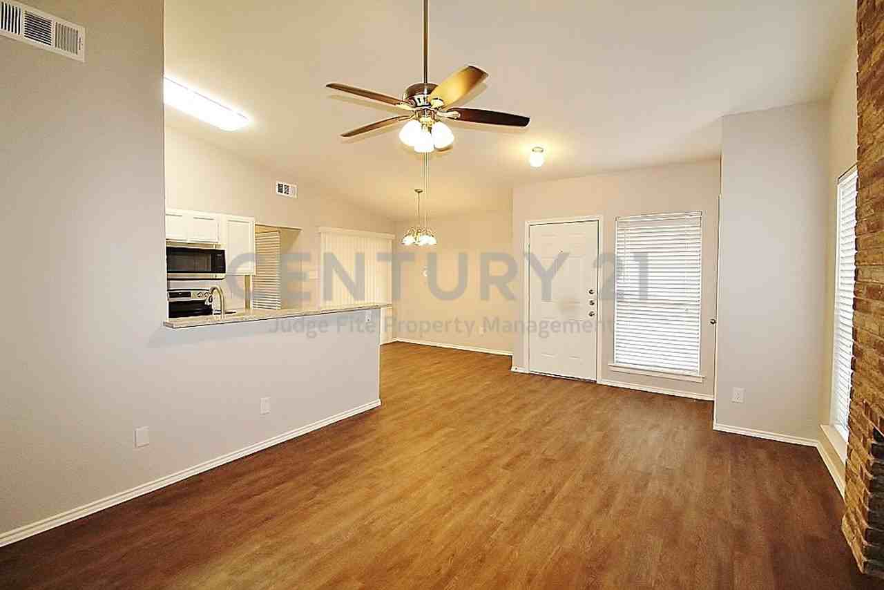 6620 S Creek Dr - Photo 2 of 17
