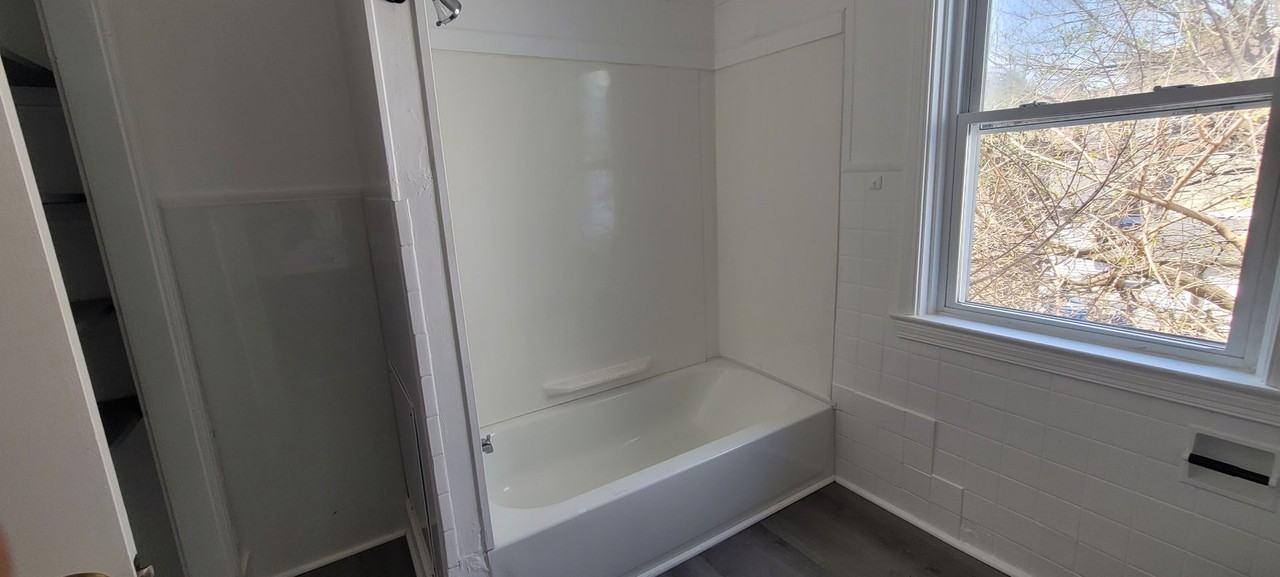 49 W Farnum St - Photo 5 of 21