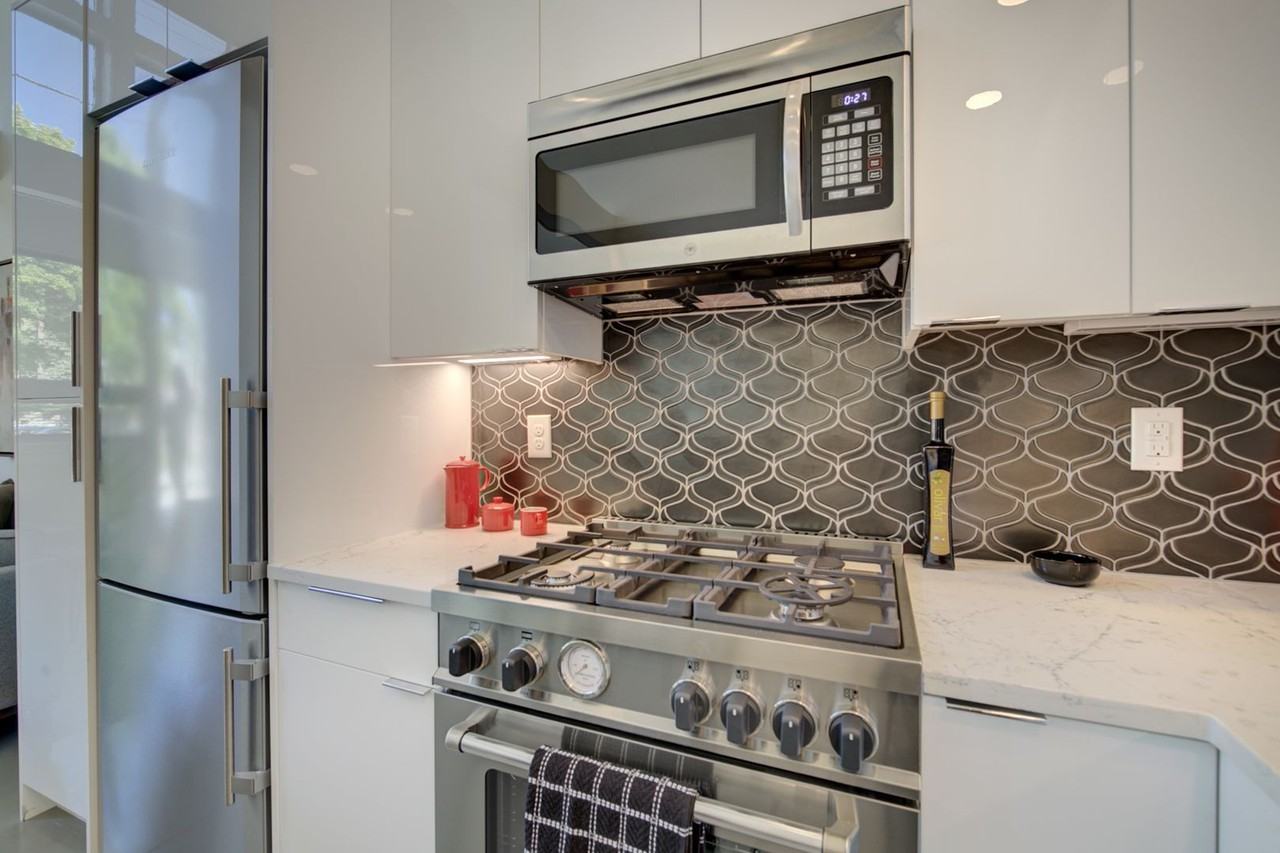 2615 Nw 60th St - Photo 7 of 18