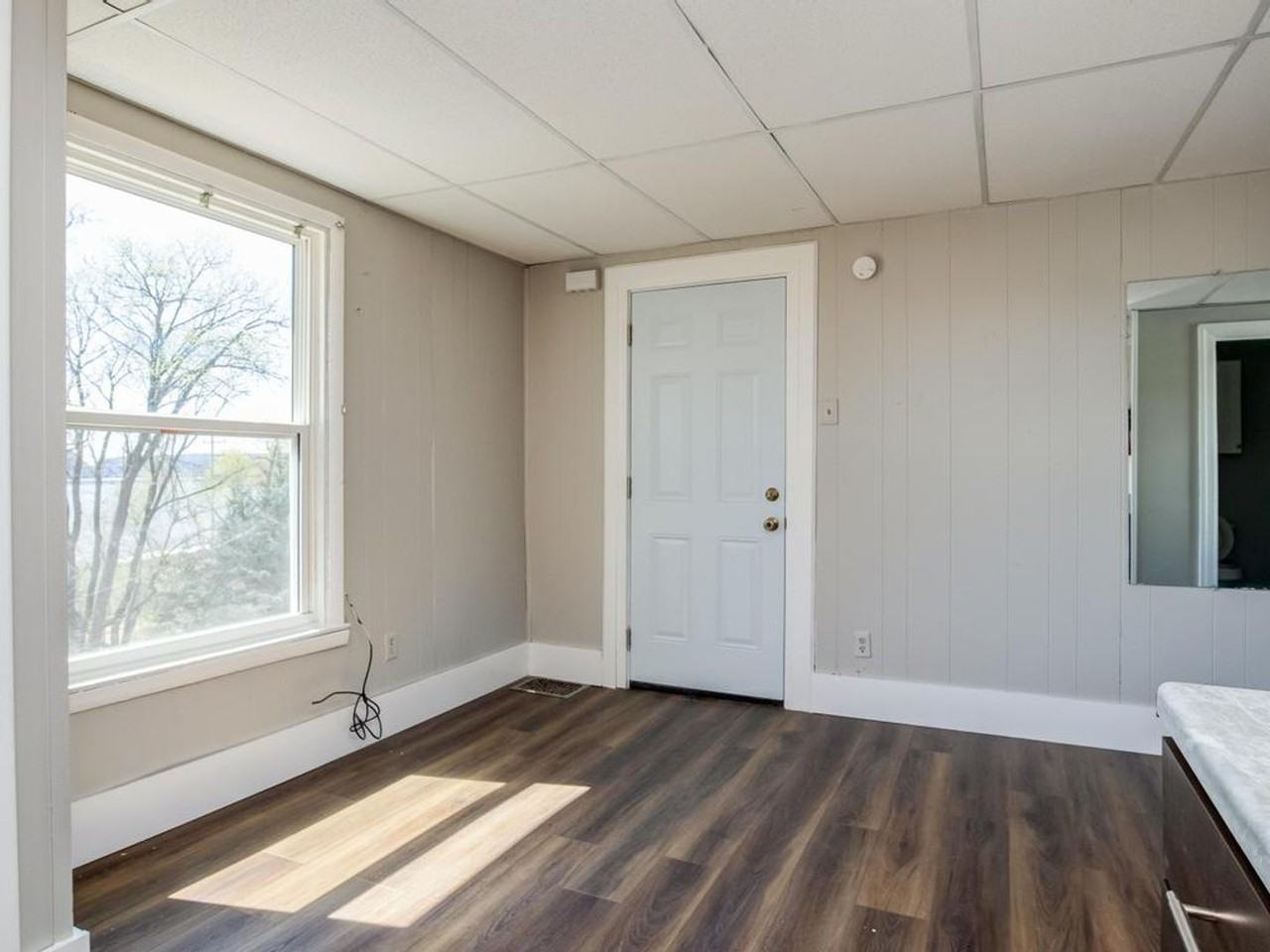 119 Pine Ave - Photo 5 of 6