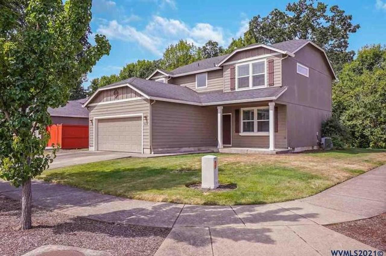 848 Millstream Pl Ne - Photo 3 of 37