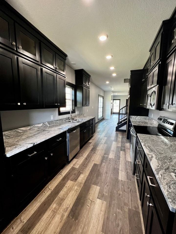 4101 Stoke Dr - Photo 2 of 21