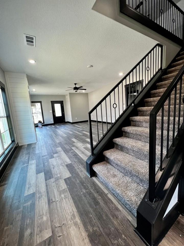 4101 Stoke Dr - Photo 5 of 21