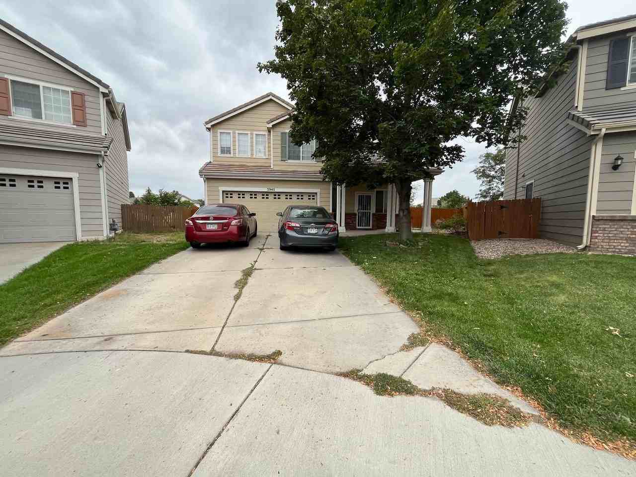 3945 Rannoch St - Photo 2 of 15