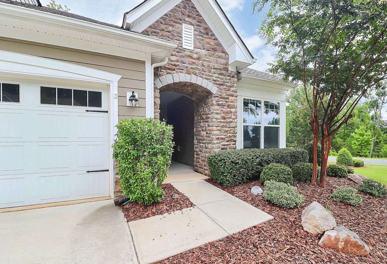 5149 Samoa Ridge Dr - Photo 2 of 25