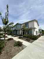 featured image of 414 S Summit St