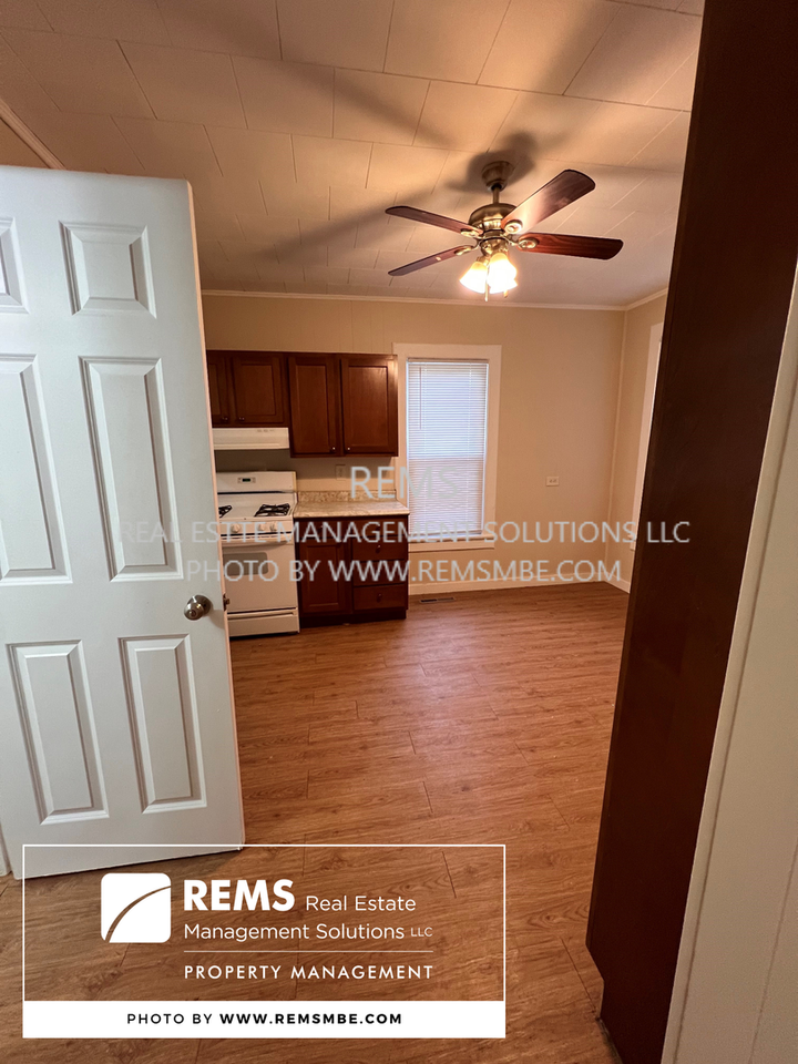 626/628 4th Street - Photo 3 of 20