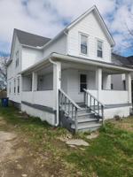 featured image of 119 E 32nd St