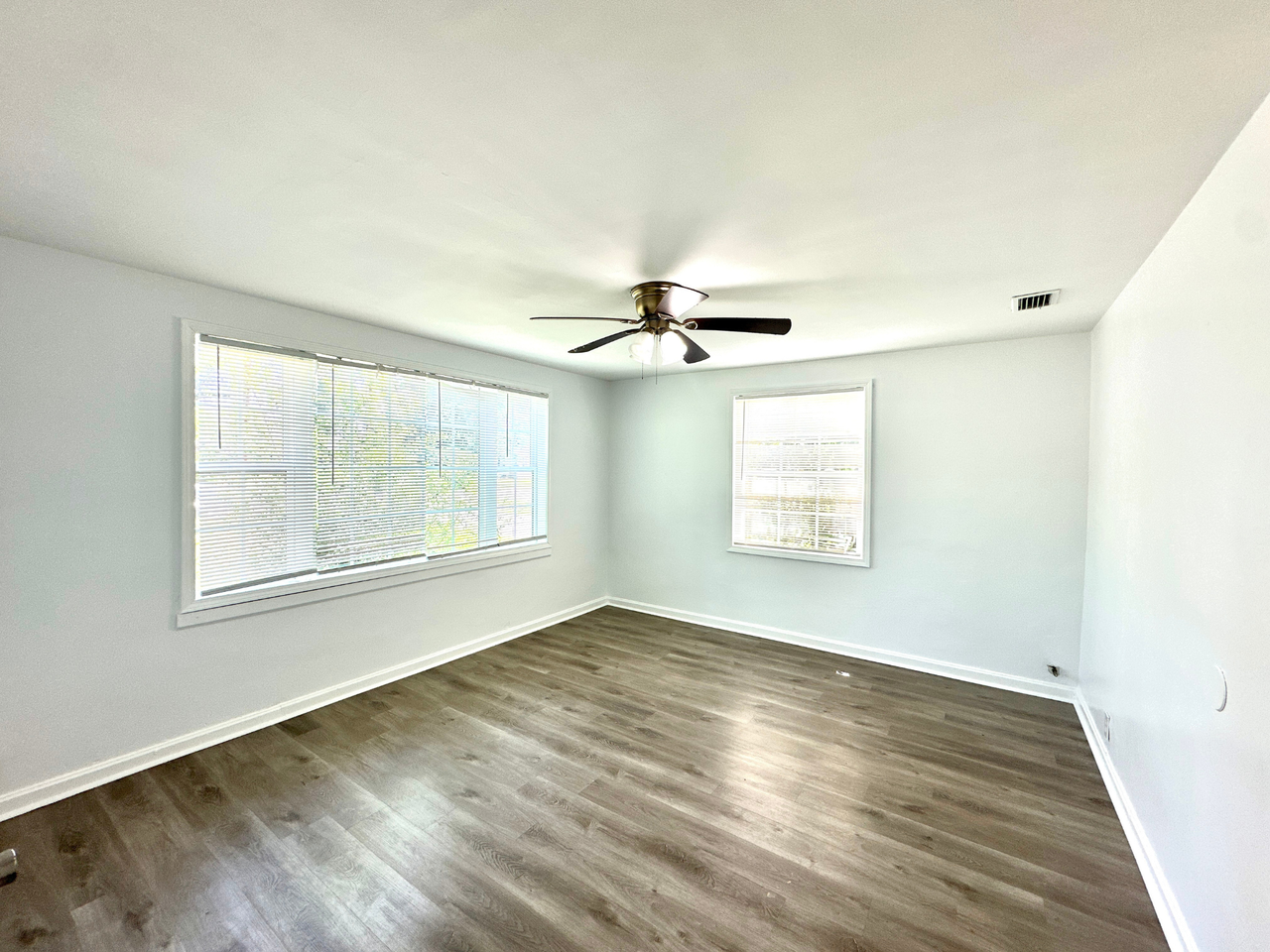 1104 Williams St #1 - Photo 7 of 25