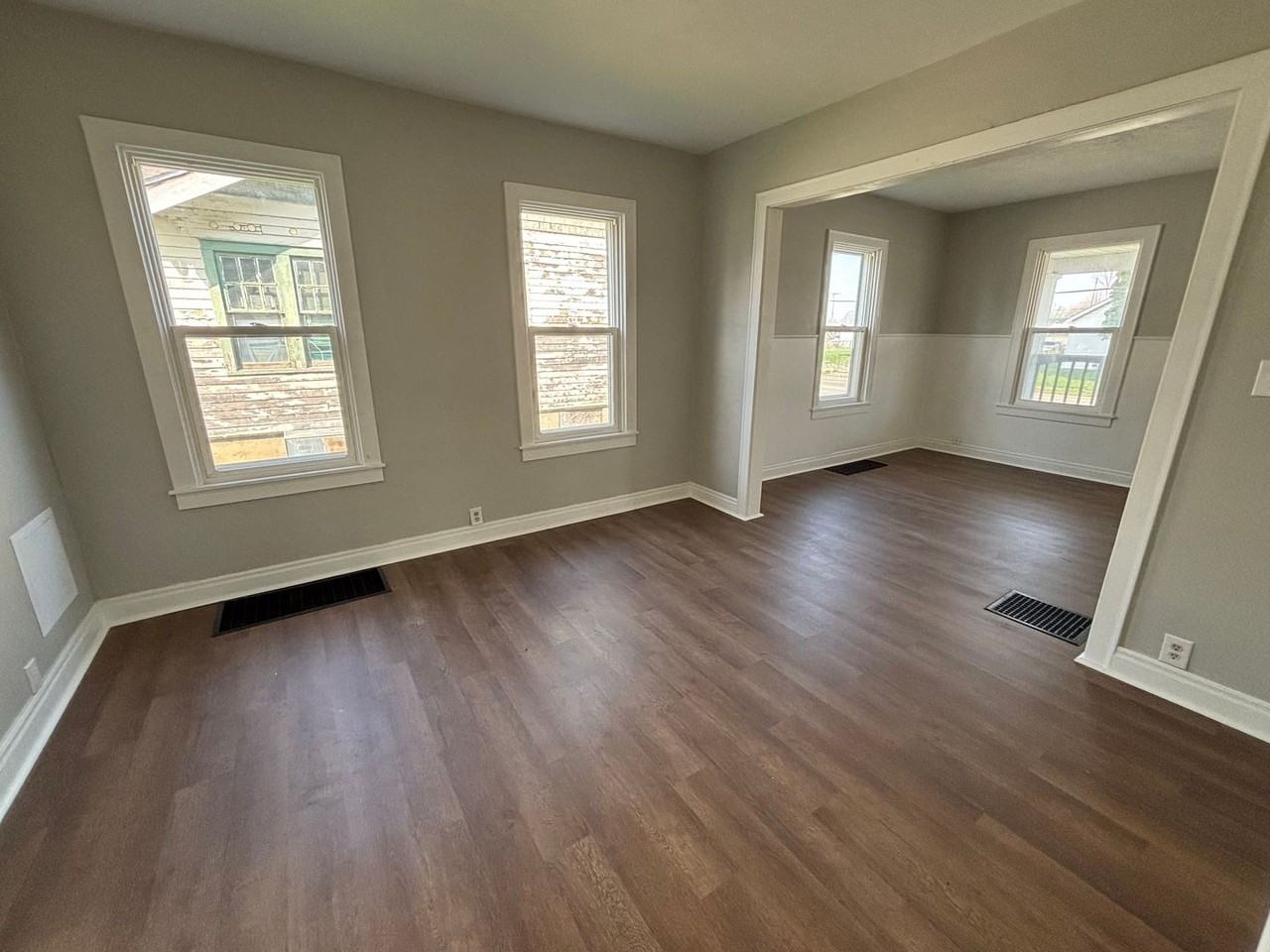 309 W Memorial Dr - Photo 2 of 8
