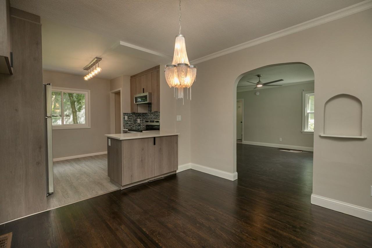 8 18th Ave Sw - Photo 7 of 22