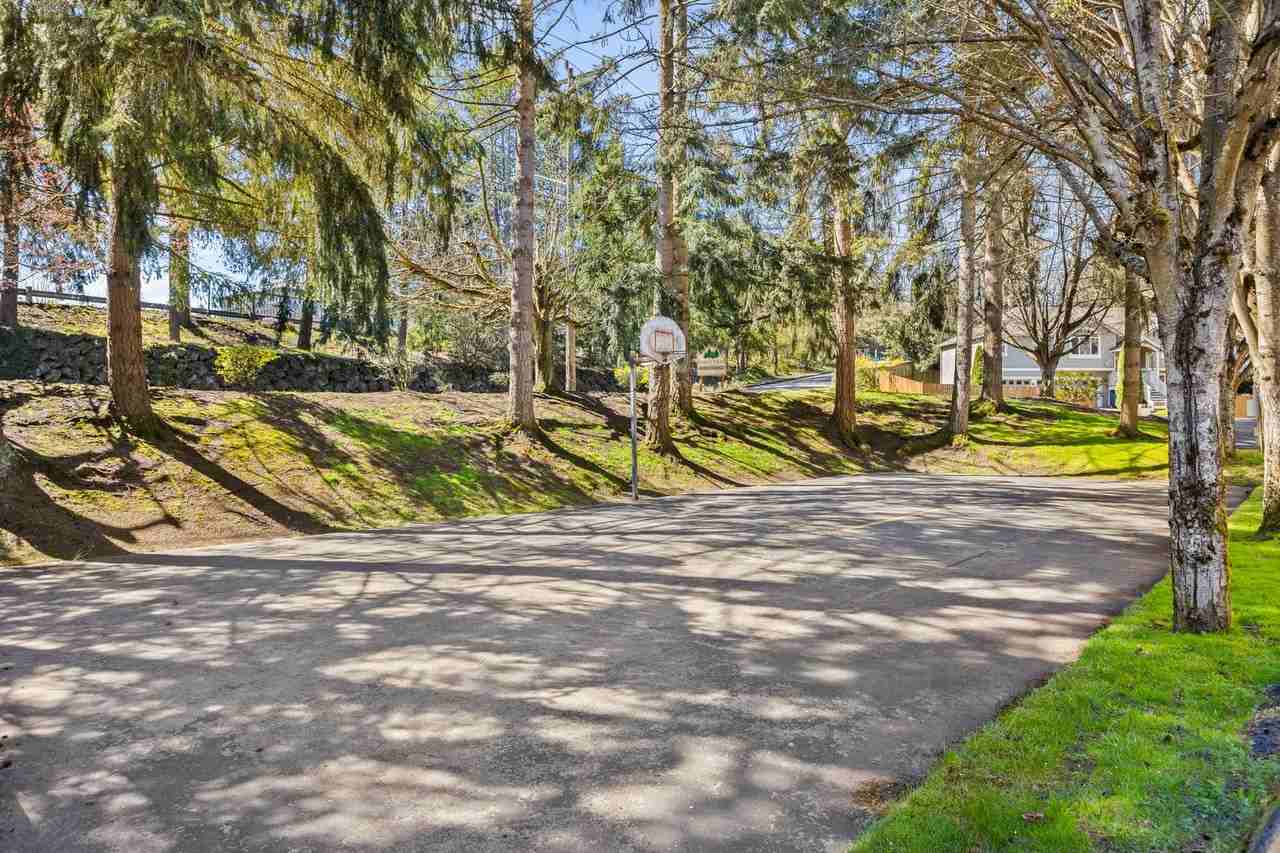 710 N 160th St #B204 - Photo 2 of 24